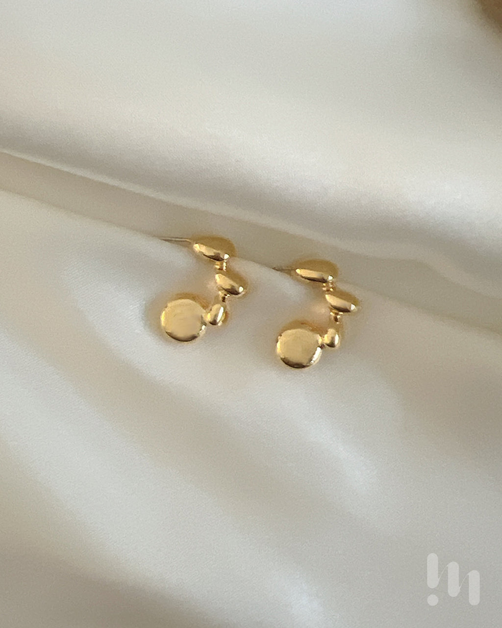 不對稱金屬三顆 耳環