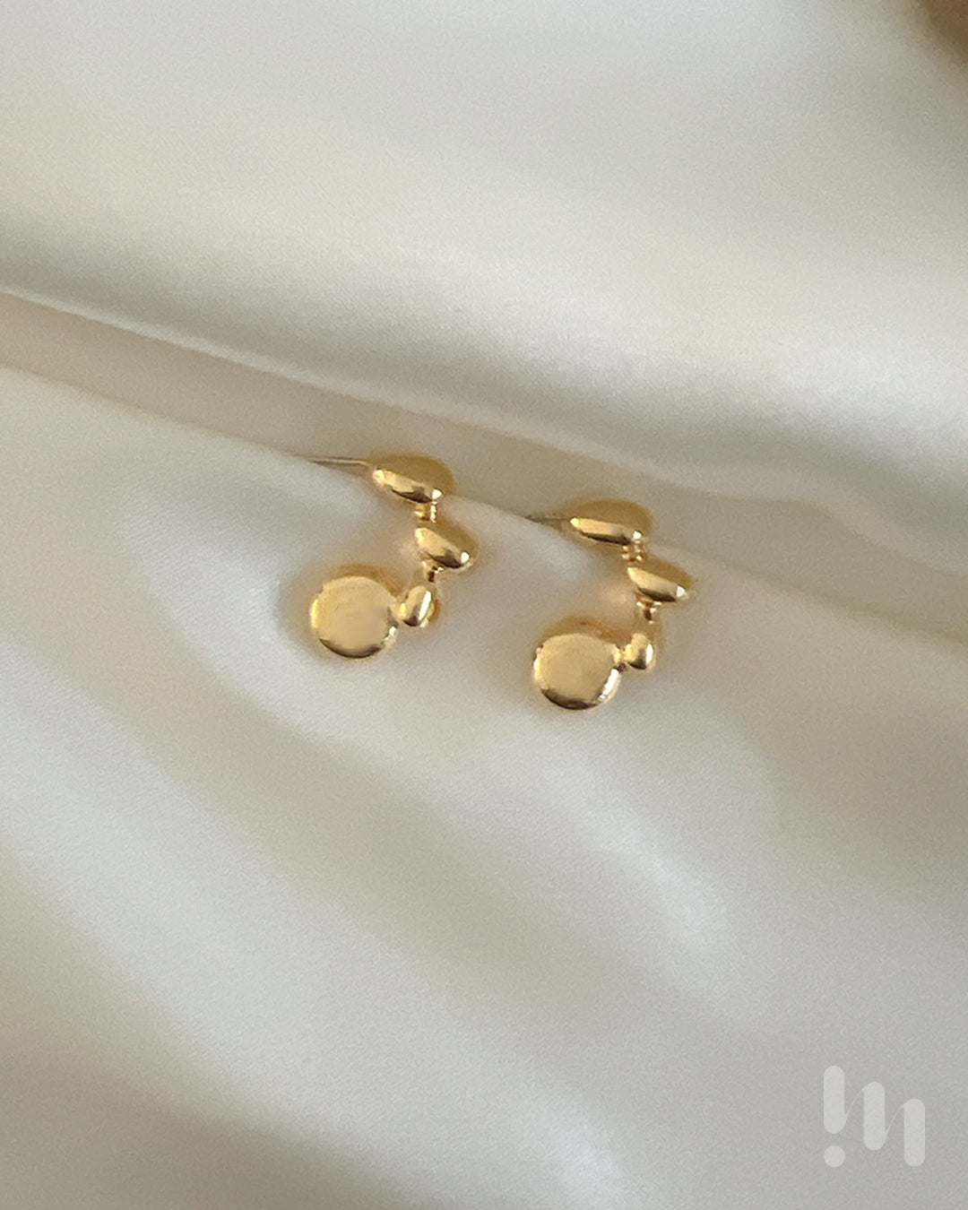 不對稱金屬三顆 耳環
