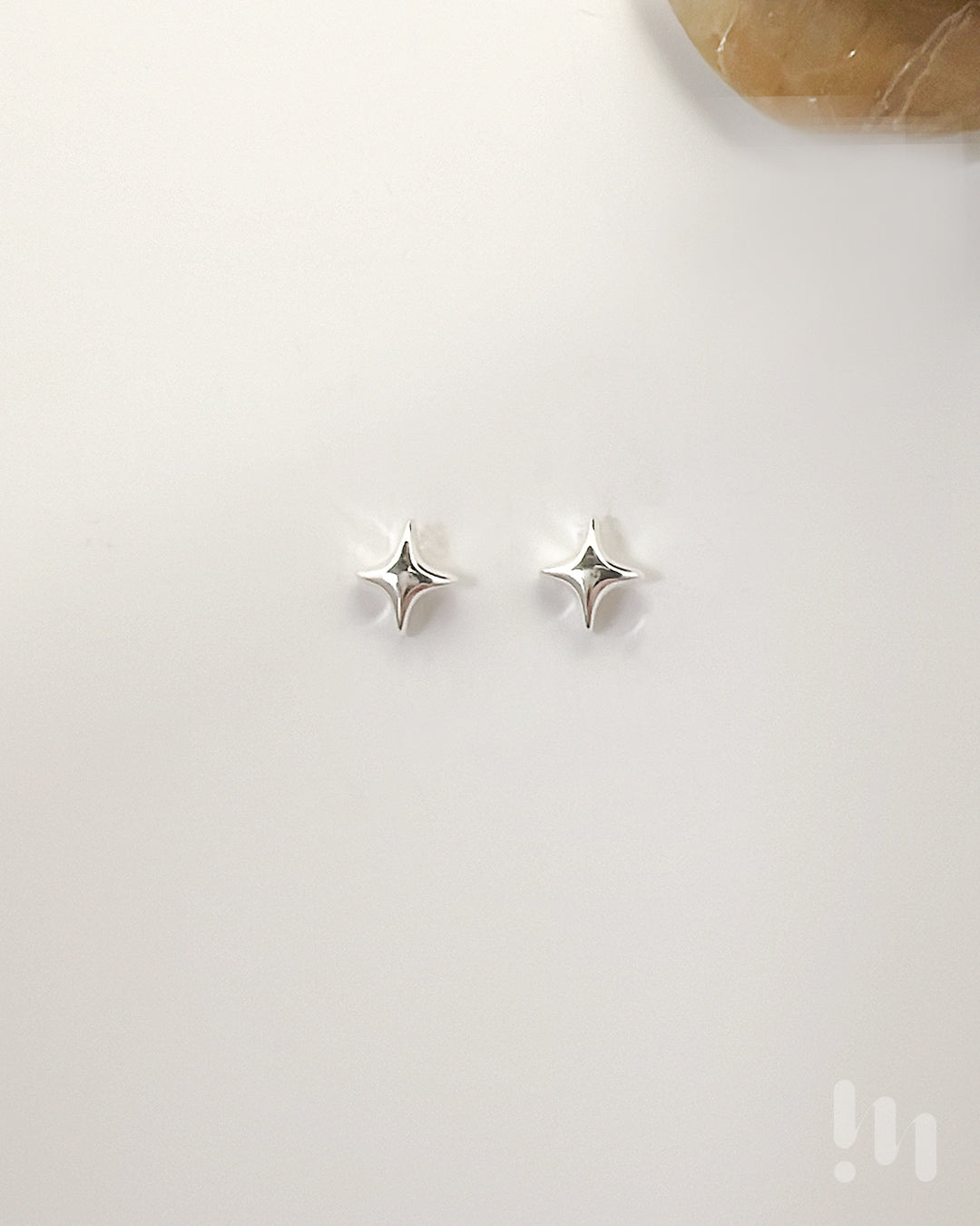 微光星形純銀耳環